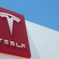 Loše vesti za maskovu firmu: Tesla ispala sa slavne liste