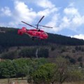 Na Žaračkoj planini gori 170 hektara borove šume, u Troglavu 40 hektara - požar gase helikopterske jedinice