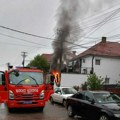 Zapalilo se brojilo u Kosmajskoj ulici u Leskovcu, stanovnici na kratko ostali bez struje