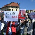 "Vlada nas je obmanula": U Sarajevu protest mladih koji nisu dobili puni iznos subvencije za kupovinu stana