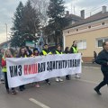 „Isti glas, ista borba“ – protest u Pirotu na dan izbora u Zaječaru i Kosjeriću