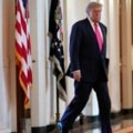 Trump kaže da prekida trgovinske pregovore s Kanadom zbog poreza tehnološkim firmama