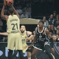 Partizan vezao treći poraz: Čudesna trojka Klajburna za pobedu Barselone