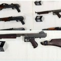 U stanu mu našli arsenal oružja: krivična prijava protiv muškarca (51) iz Opova
