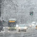 Sneg veje u Beogradu i delovima Srbije: Stiže i ledena kiša, očekuje se da napada do 20 centimetara