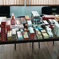 (Foto) Pronađeno skoro 2.400 pakli cigareta u stanu u Zrenjaninu: Uhapšen kineski državljanin (30)