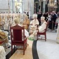 Počinje Sabor SPC: Na dnevnom redu i odluka o sudbini vladike koji je podržao studente (FOTO)