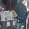 Srpski heroj se vratio kući! Preživeo otmicu, pa vojnim avionom stigao u Srbiju: Njegova priča je filmska
