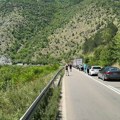 Stravičan sudar na Ibarskoj magistrali, strahuje se da ima mrtvih: Vozila skroz uništena, snimak je jeziv (video)