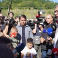 Predsednik Srbije obilazi Toplički okrug: Vučić telefonom rešava probleme istog momenta