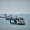 IRGC: Iranske rakete pogodile američki nosač aviona i razarač; Vladine snage napale Hute u Jemenu