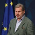 Austrijski nedeljnik: Da li bivši komesar EU Johanes Han ponovo trči u pomoć Vučiću?