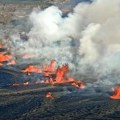 Proradio vulkan na Havajima: Kilauea počeo da izbacuje užarenu lavu posle dva meseca pauze (video)