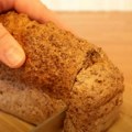 Brzi recept: Hleb od dva sastojka bez brašna i glutena!
