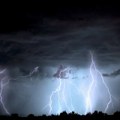 RHMZ izdao hitno upozorenje: Crveni meteoalarm u delovima Srbije, rizik od nepogoda