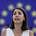 Predsednicu Evropske komisije nazvala “Ursula bomb der Lajen” (VIDEO)