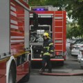 (VIDEO) Požar na Zvezdari, gori stan u Ulici vojvode Brane