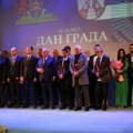 Svečana sednica povodom dana oslobođenja, odbornicio GG “Za Leskovac ZAJEDNO” izašli zbog dodele nagrada Cvetanoviću, Lončaru…