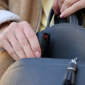 Kako da se odbranite od manijaka i nasilnika? Ovo sredstvo od 700 dinara treba da ima svaka žena u svojoj torbici, evo šta još…