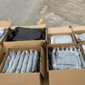 Pripadnici MUP-a pronašli 50 kilograma marihuane i manju količinu kokaina, uhapšene dve osobe (foto)
