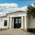 Incident ispred škole u Topoli: Većnica osumnjičena za napad na učenike