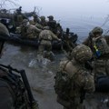 Gore nego u bahmutu: Ukrajinski vojnici umiru pre nego što stignu na drugu obalu reke: "Ovo je samoubilačka misija, gazimo po…