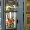 Cvetomat u Žarkovu nova atrakcija: Automat radi 24 sata, a pogledajte šta tačno možete da kupite i kako