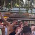 Jokić sa čašom, Bogdan sa mikrofonom i pesma… (VIDEO)