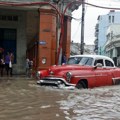 Najmanje šest osoba poginulo u uraganu Oskar na Kubi, u Havani protesti zbog struje