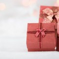 Tajni Deda Mraz ili Secret Santa – omiljena novogodišnja igra među kolegama