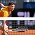 Kecmnović posle tri časa borbe poražen na RG