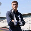 Partizan doveo najskuplje pojačanje u prelaznom roku: Talentovani napadač stigao u Humsku iz Budućnosti
