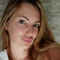 Грмела деведесетих са сестром, сад показала змијско тело у бикинију: Овако Невена Моделс одмара од рада у бутику