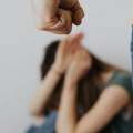 Crna Gora: Nakon duže od mesec dana u komi, preminula žena koju je pretukao partner