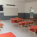 Dojave o bombama: Izvršene provere, druga smena po rasporedu