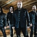 Belgijski koncert benda Disturbed otkazan zbog fotografije na kojoj David Draiman potpisuje Idf rakete