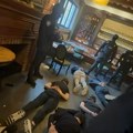 VIDEO Objavljen snimak hapšenja reketaša u lokalu na Zvezdari: Tražili pare za zaštitu od "vračarskog klana"