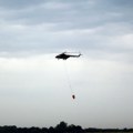 Vojska Srbije uvežbava gašenje požara iz vazduha: Helikopteri Mi-17 i H-145 spremni za vanredne situacije