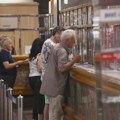 Počela prijava za turističke vaučere: Ko sve može da dobije 10.000 dinara za letovanje u Srbiji