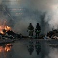 Svakog dana stižu izveštaji o mrtvima; "Bežite..."