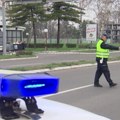 Sankcionisano 3.046 vozača zbog nepropisnog korišćenja mobilnog telefona