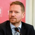 Poverenik Antonijević preporučio lokalnim samoupravama da uklone grafite mržnje