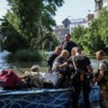 Stotine spasene iz poplavljenih domova, Kijev demantuje izveštaje o početku kontraofanzive