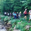 „Stazom petruških monaha“: Još jedna grupa planinara posetila Zabregu (foto)