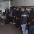 Sprečeno krijumčarenje 23 ilegalnih migranata na graničnom prelazu Vatin