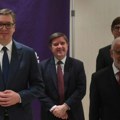 "Ponašaćemo se u skladu sa tim": Vučić pred glasanje Crne Gore o Rezoluciji o Srebrenici: Svako neka donese svoju odluku