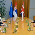 Vučić sa Pičom: Očekujem da UK osudi jednostrane poteze i kršenje prava Srba na KiM (foto)