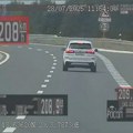 Vozač BMW-a vozio 208,9 kilometara na čas