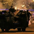 Protesti širom Srbije - Vučić posetio prostorije u Cvijićevoj, zapaljeni kontejneri duž Bulevara kralja Aleksandra, suzavac…