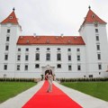 "Svako ima svoj sprat": Dragana Mirković ovde živi sa sinom i trudnom snajkom, od detalja "bole oči"